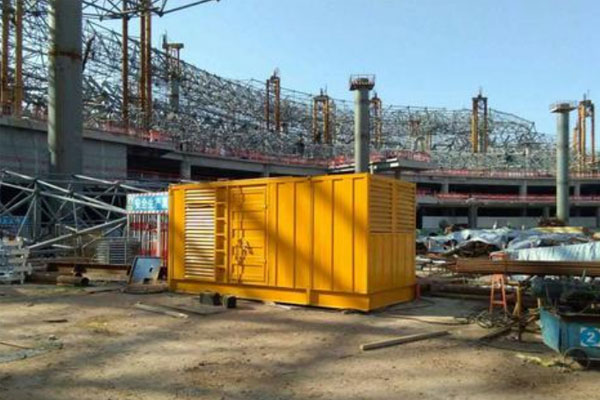 嘉峪关发电机出租如何判断空气滤清器是否需要更换？